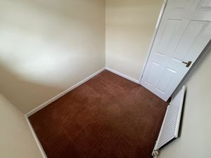 Photo 32- click for photo gallery